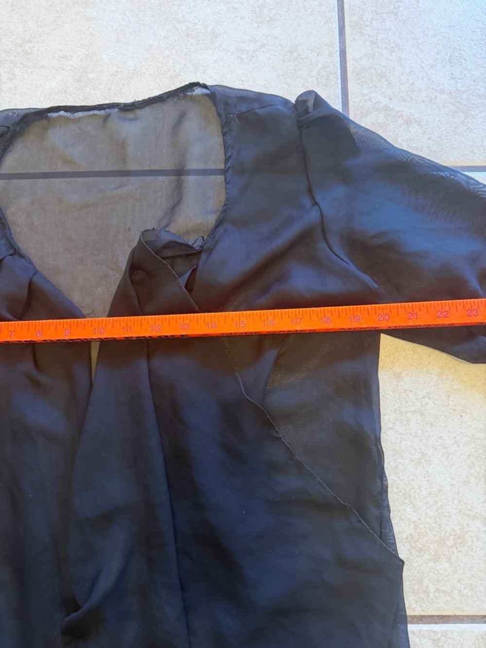 Sheer Black Short-Sleeve Chiffon Cardigan - Picture 3 of 4